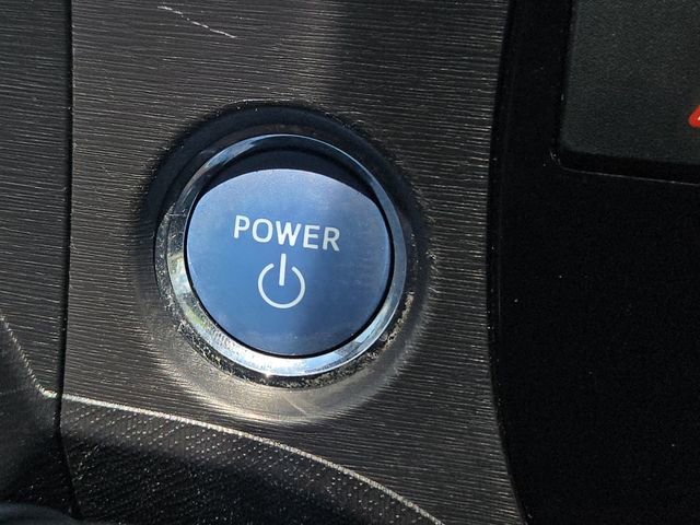 Used 2015 Toyota Prius C Three FWD image 21