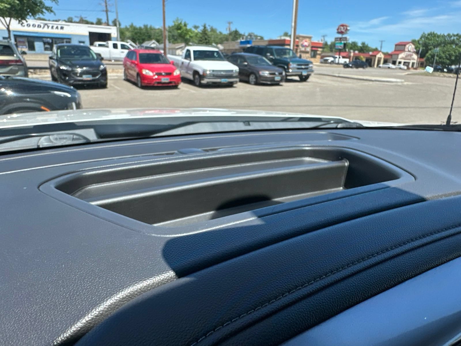 Used 2019 Chevrolet Silverado 1500 LTZ w/ LTZ Premium Package AWD/4WD image 57