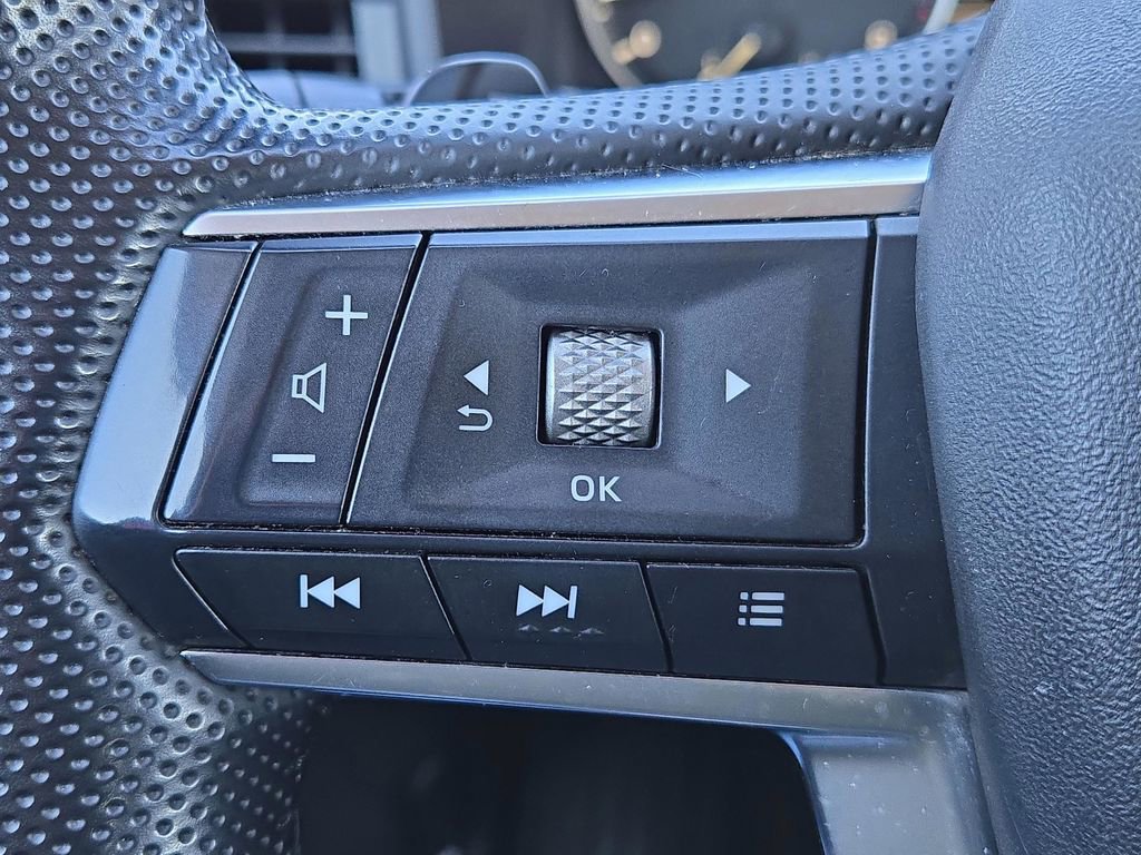 Used 2024 Mitsubishi Outlander SE Black Edition image 31