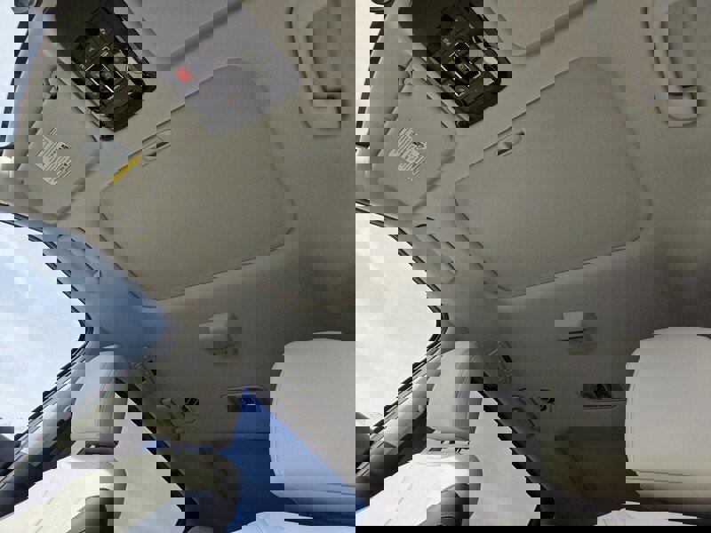 New 2026 Kia Carnival SX w/ SX Dark Edition Package image 7