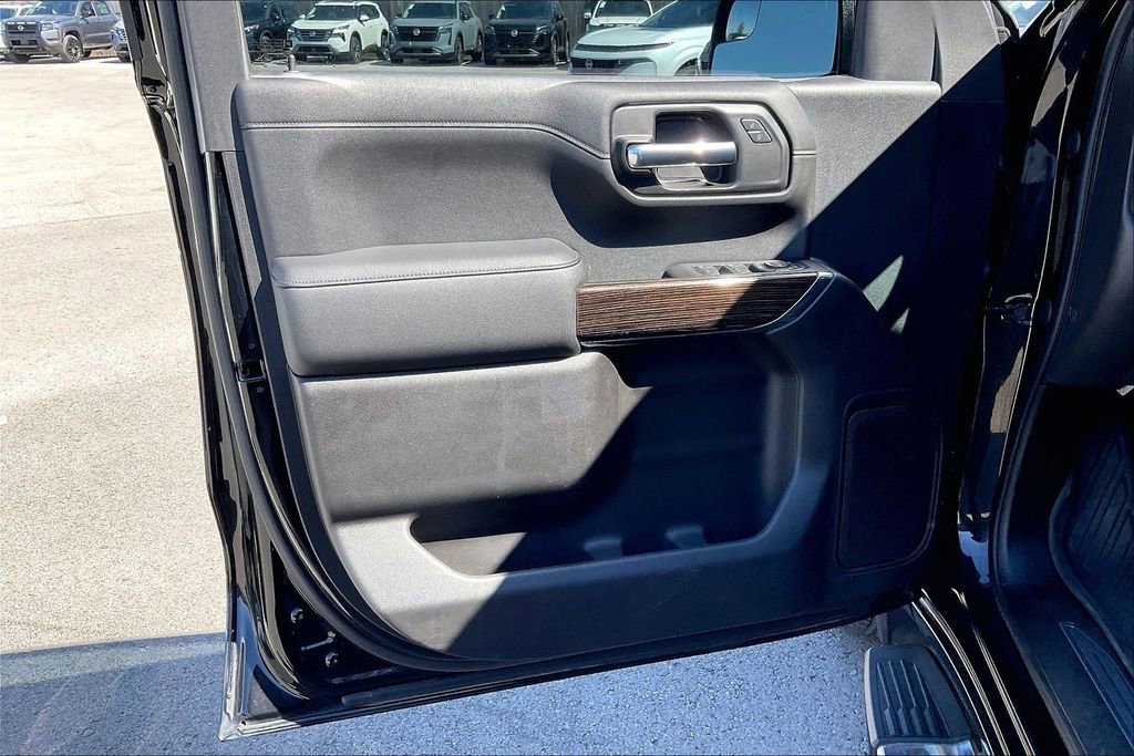 Used 2020 GMC Sierra 1500 SLE w/ SLE Value Package image 24