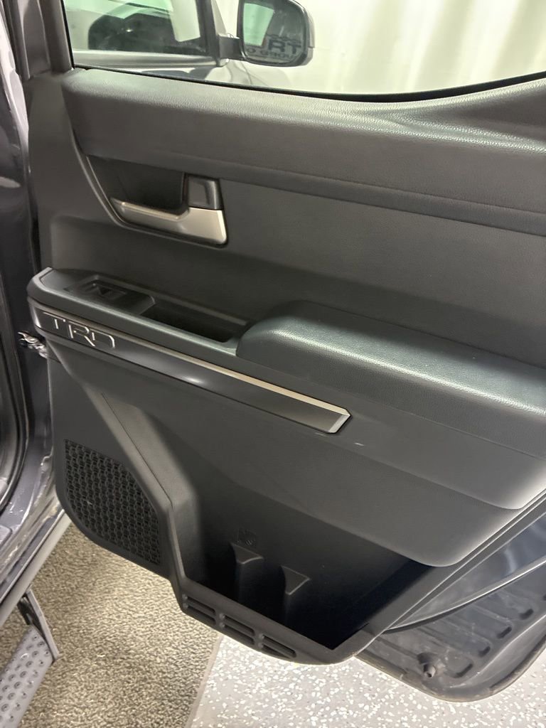 Used 2025 Toyota Tacoma TRD Sport image 27