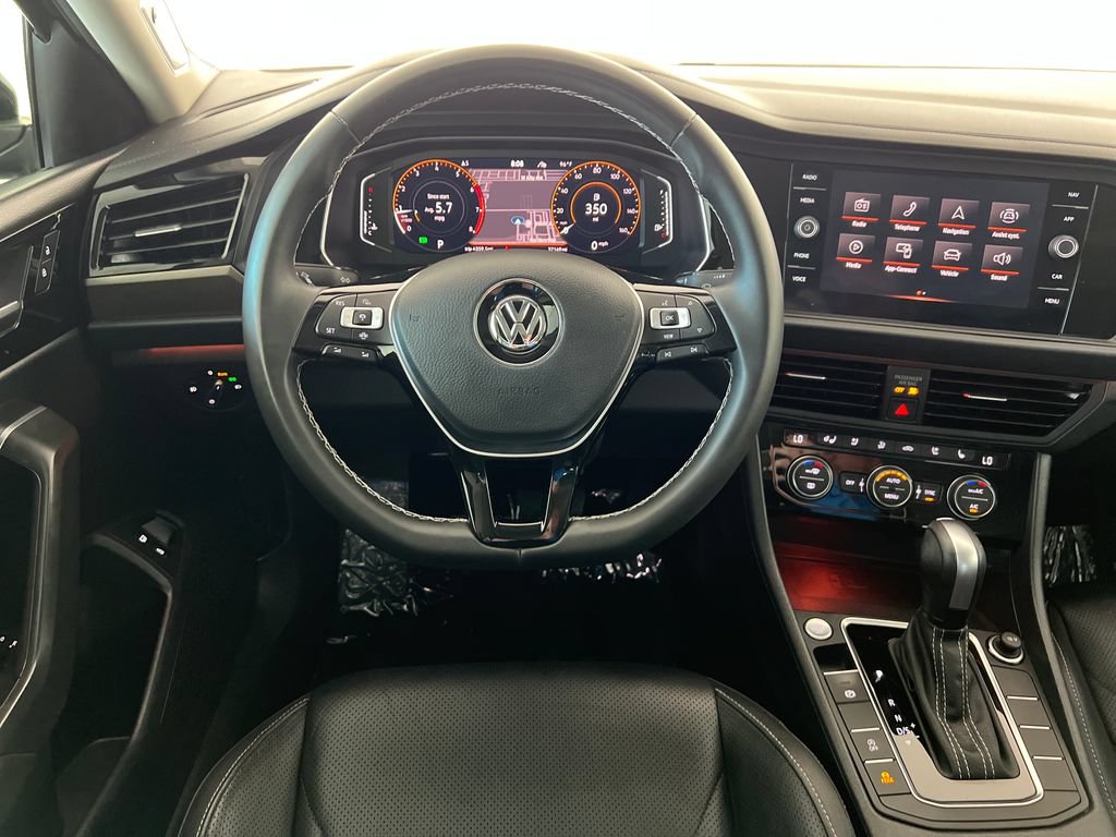 Used 2021 Volkswagen Jetta SEL Premium FWD image 15