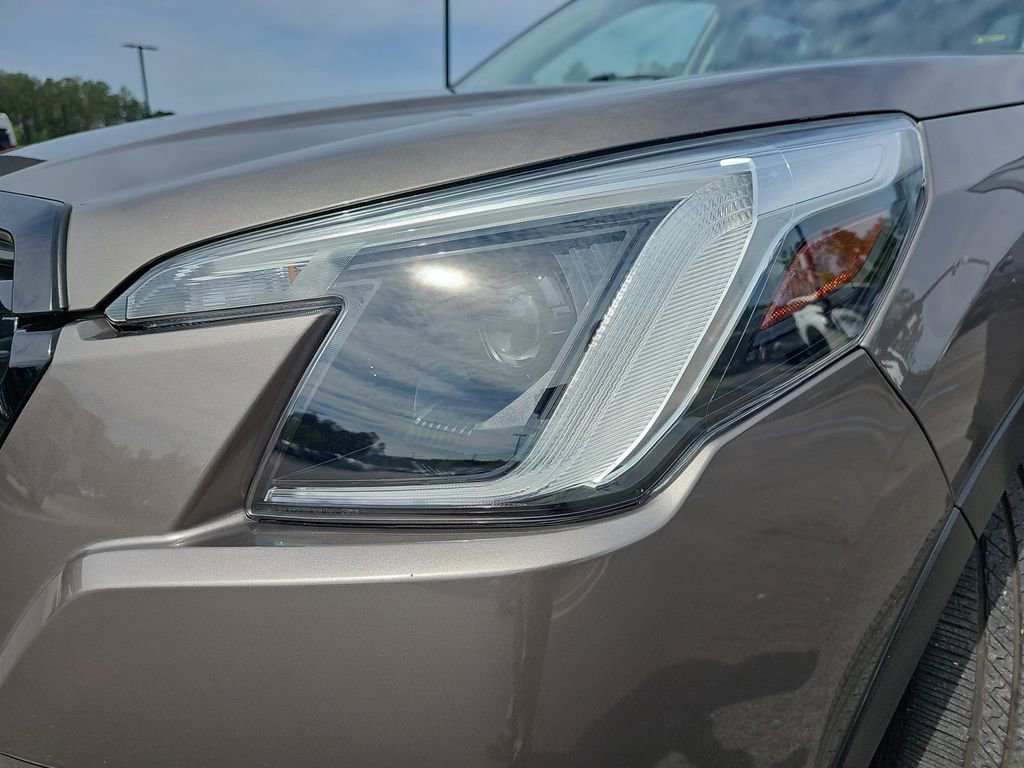 Used 2024 Subaru Forester Limited image 35