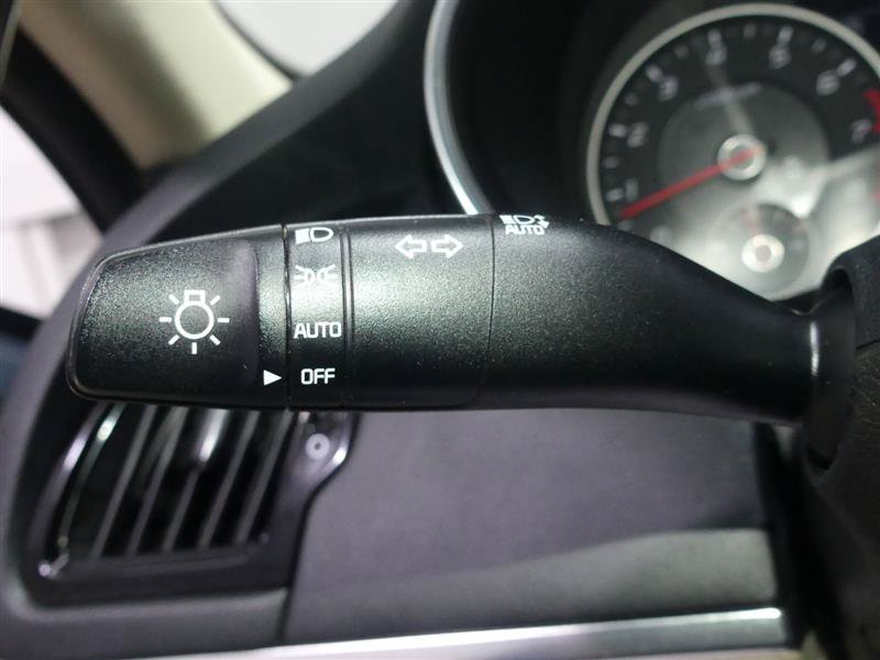 Used 2022 Kia Stinger GT2 AWD/4WD image 35