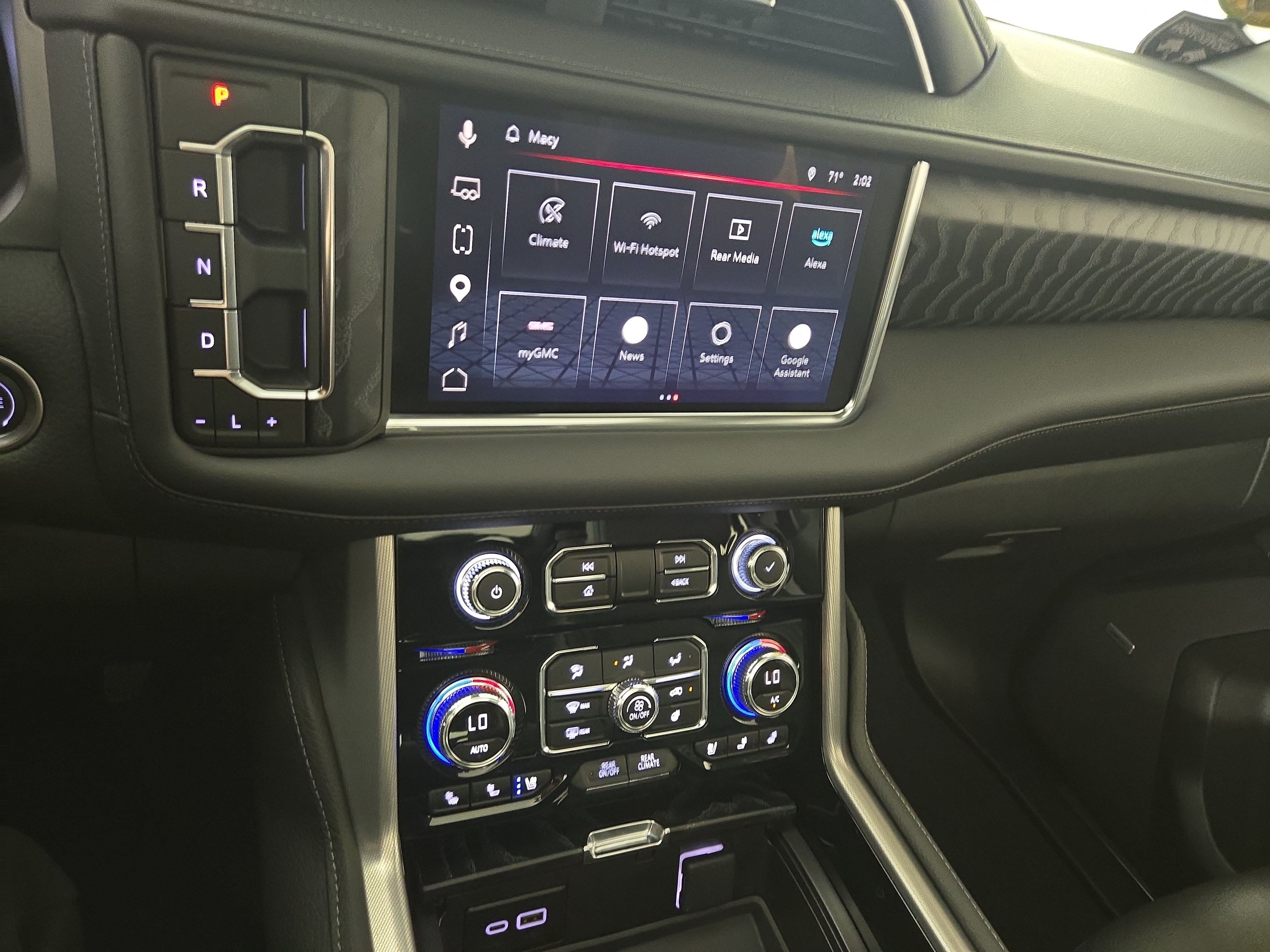 Certified 2024 GMC Yukon Denali w/ Advanced Technology Package AWD/4WD image 24