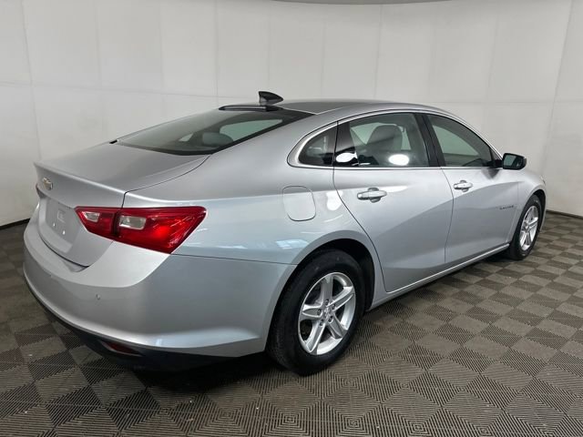 Used 2022 Chevrolet Malibu LS w/ Driver Confidence Package II image 3