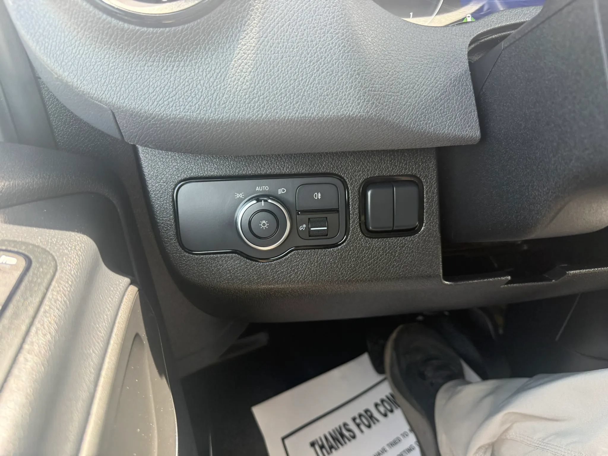 Used 2022 Mercedes-Benz Sprinter 1500 image 12