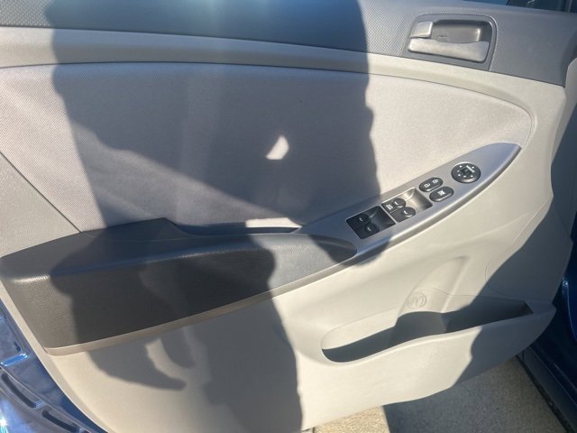 Used 2016 Hyundai Accent SE image 9