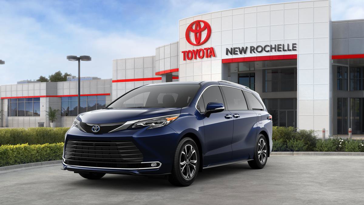 New 2025 Toyota Sienna Platinum