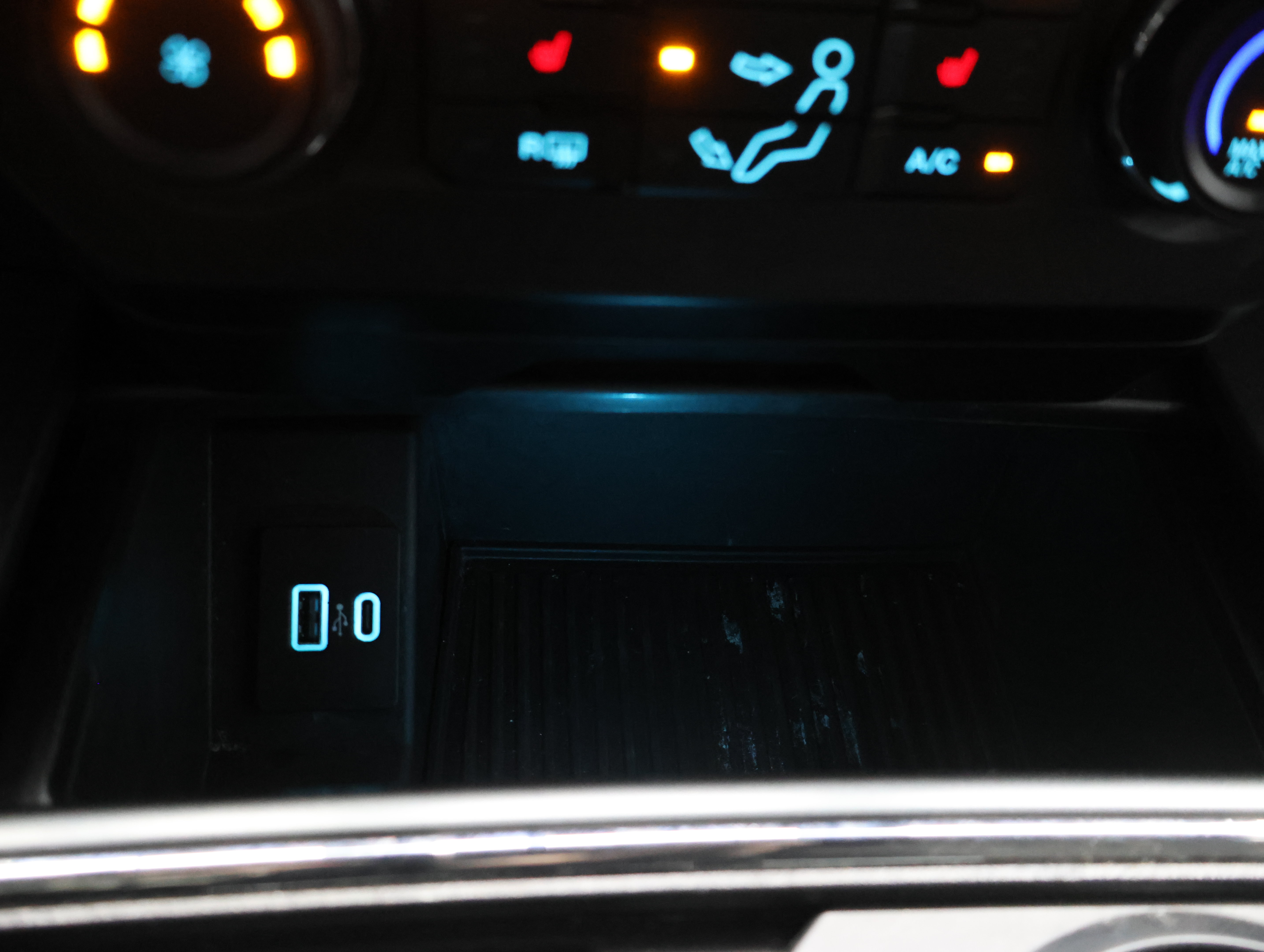 Used 2021 Ford F250 XLT w/ XLT Premium Package AWD/4WD image 61