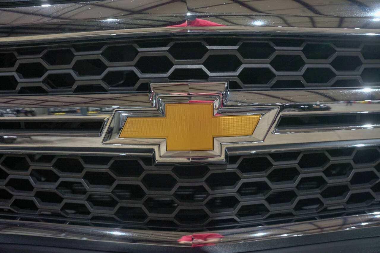Used 2015 Chevrolet Silverado 1500 LS AWD/4WD image 21