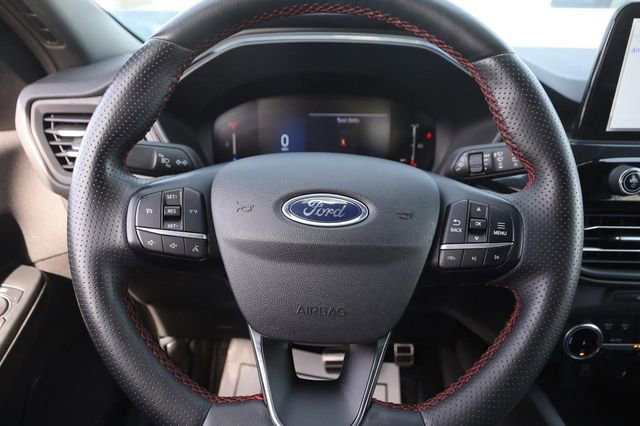 Certified 2024 Ford Escape ST-Line w/ Cold Weather Package FWD image 11