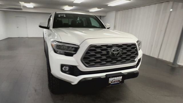 Used 2023 Toyota Tacoma TRD Off-Road AWD/4WD image 3