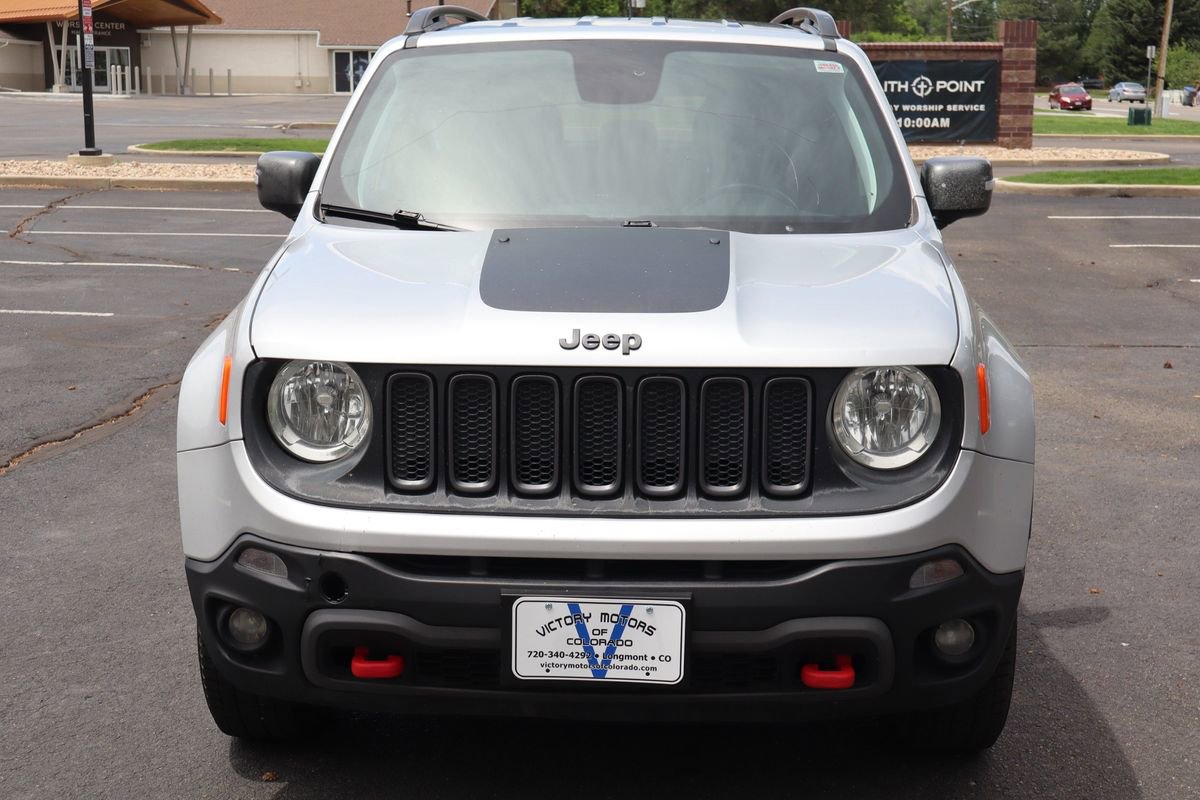 Used 2018 Jeep Renegade Trailhawk AWD/4WD image 12