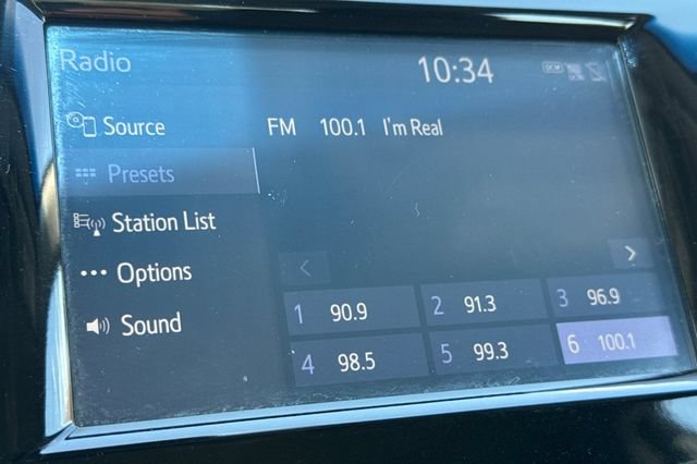 Used 2019 Toyota Camry LE FWD image 26