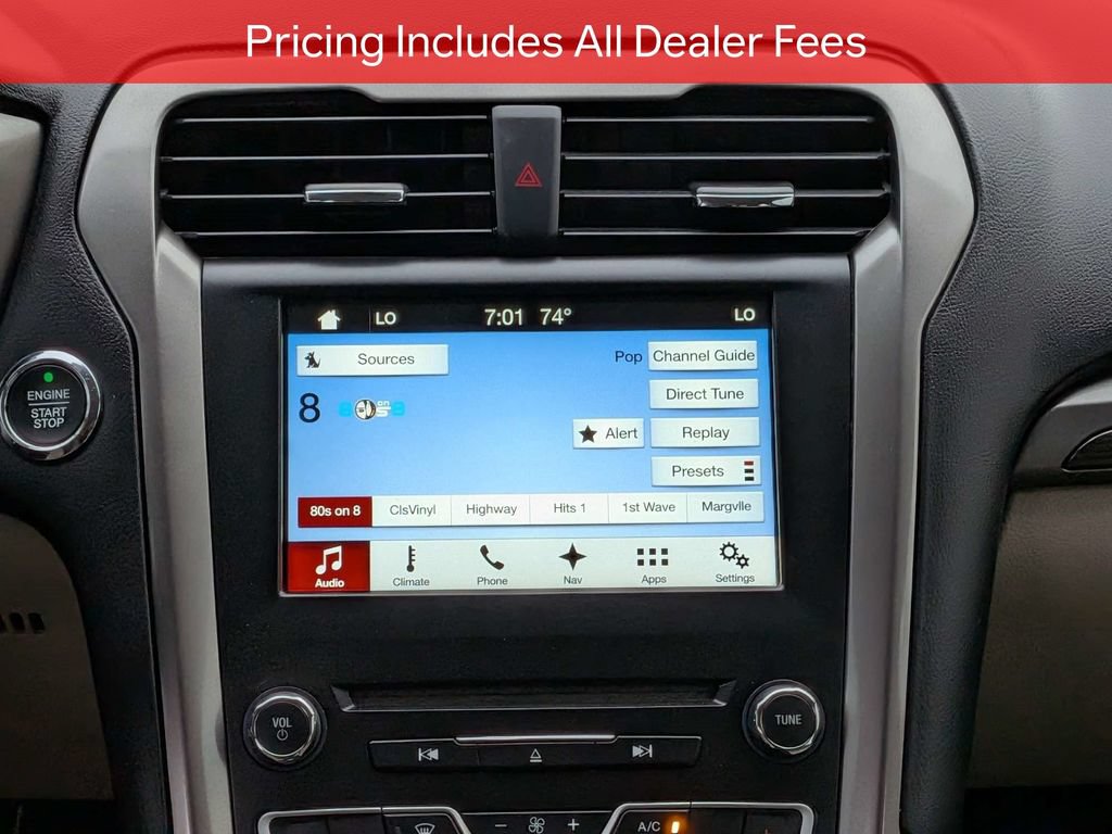 Used 2017 Ford Fusion SE w/ Fusion SE Technology Package FWD image 17