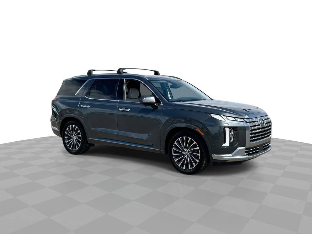Used 2023 Hyundai Palisade Calligraphy FWD image 2