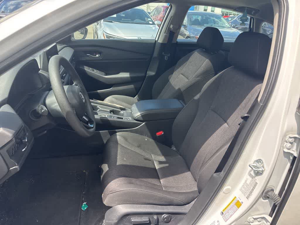 Certified 2023 Honda Accord EX image 38