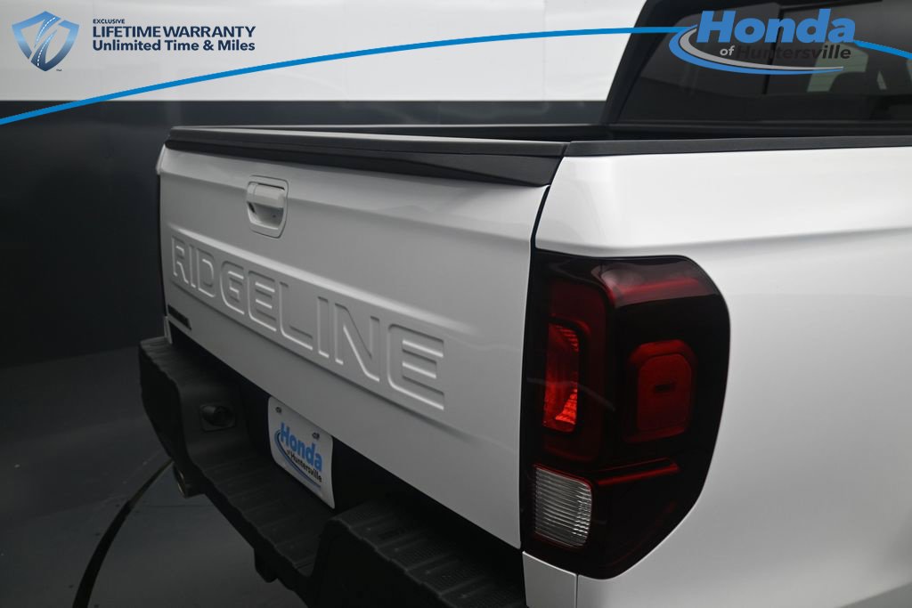 New 2026 Honda Ridgeline Black Edition image 11