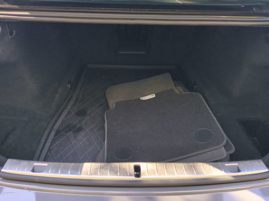 Used 2022 BMW 750i xDrive w/ Executive Package image 13