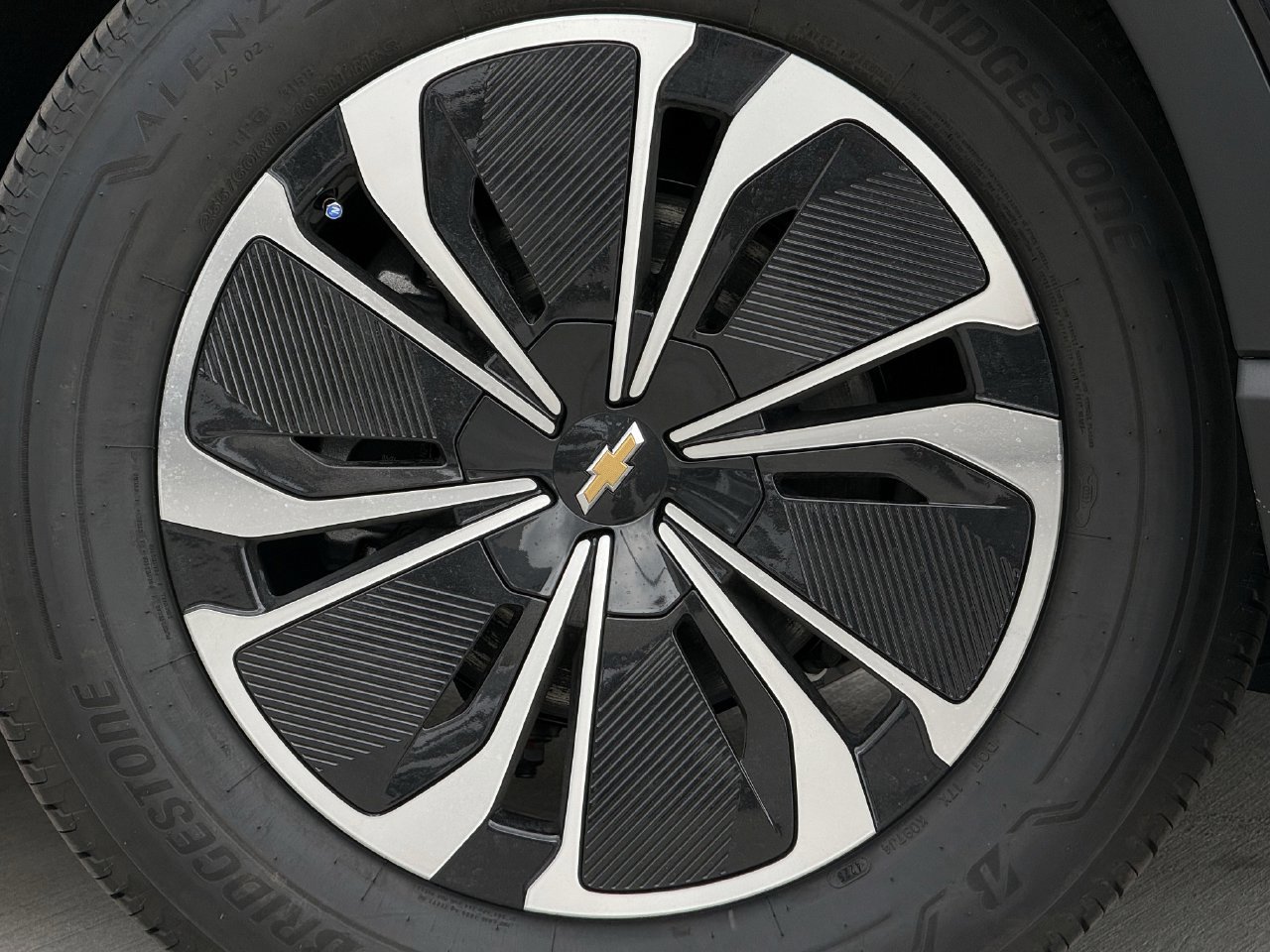 New 2026 Chevrolet Blazer EV LT FWD image 9