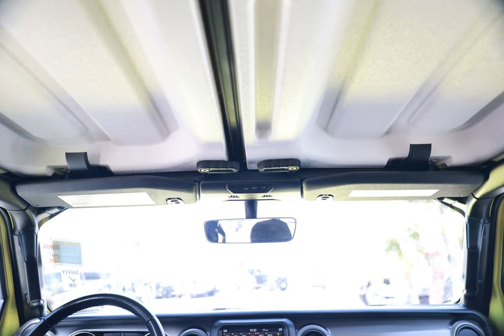 Used 2022 Jeep Wrangler Unlimited Sport AWD/4WD image 33