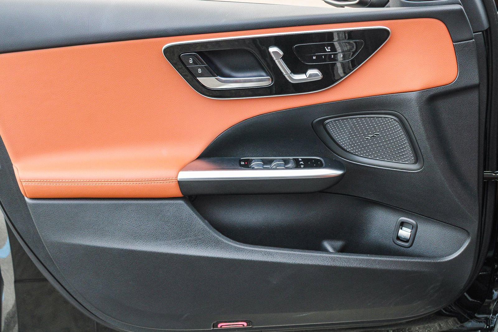 Certified 2025 Mercedes-Benz C 300 Sedan image 22