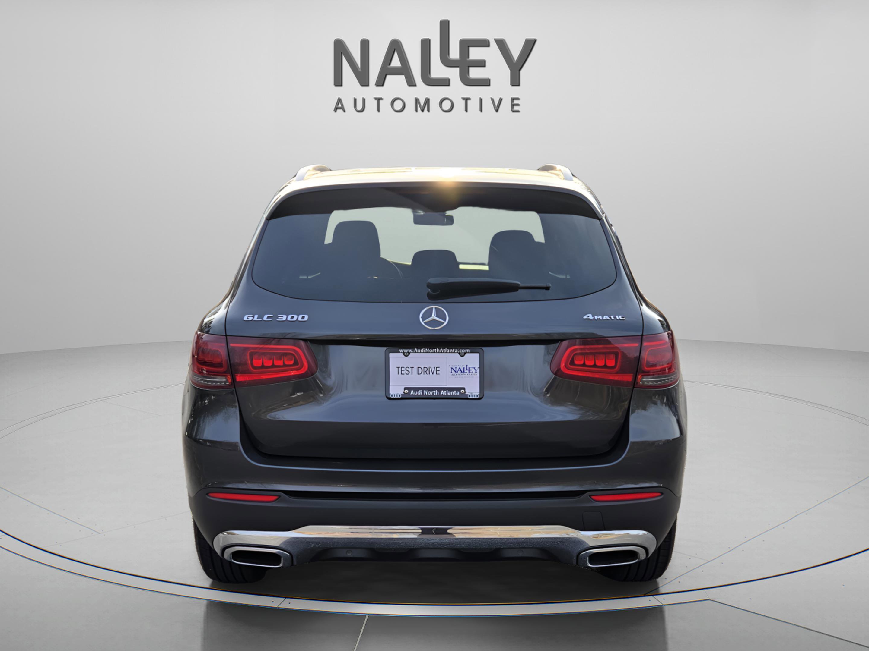 Used 2020 Mercedes-Benz GLC 300 4MATIC image 5