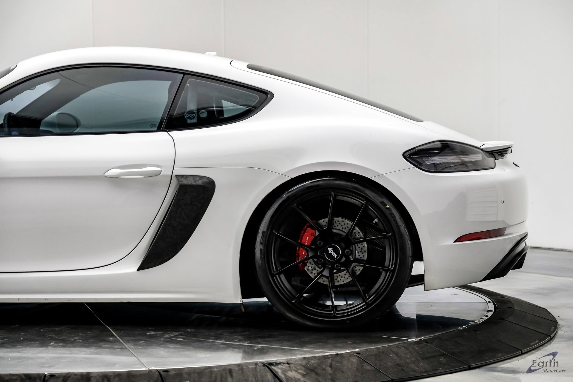 Used 2019 Porsche 718 Cayman GTS RWD image 10