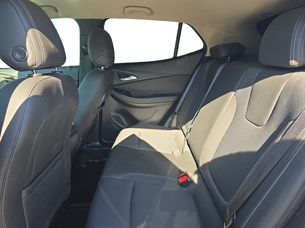 Used 2022 Buick Encore GX Preferred FWD image 22