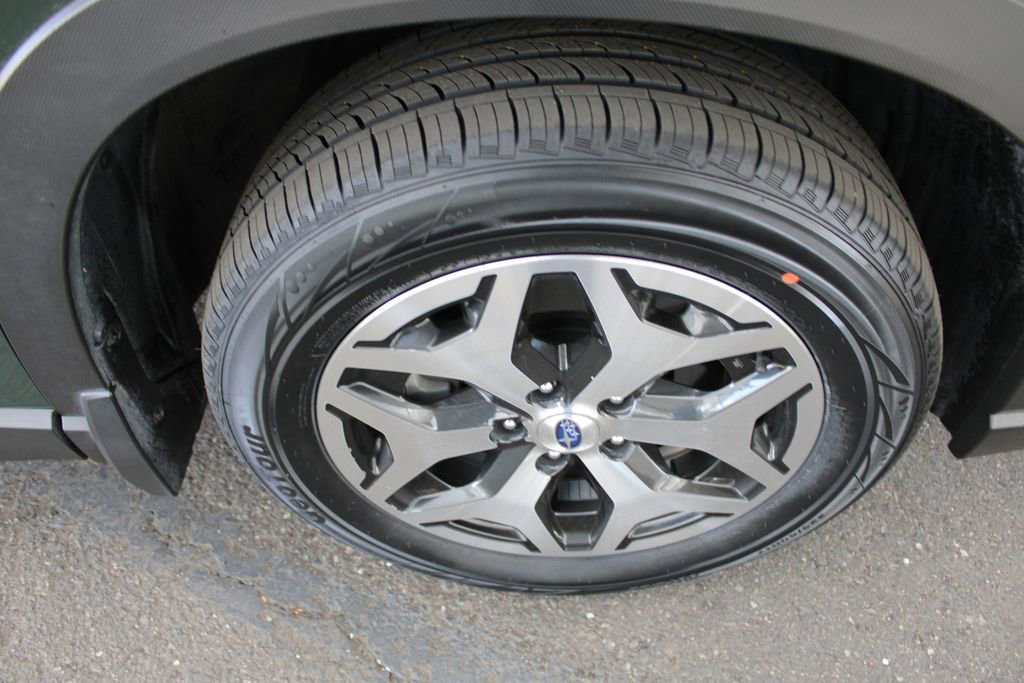 Used 2024 Subaru Forester Premium image 61