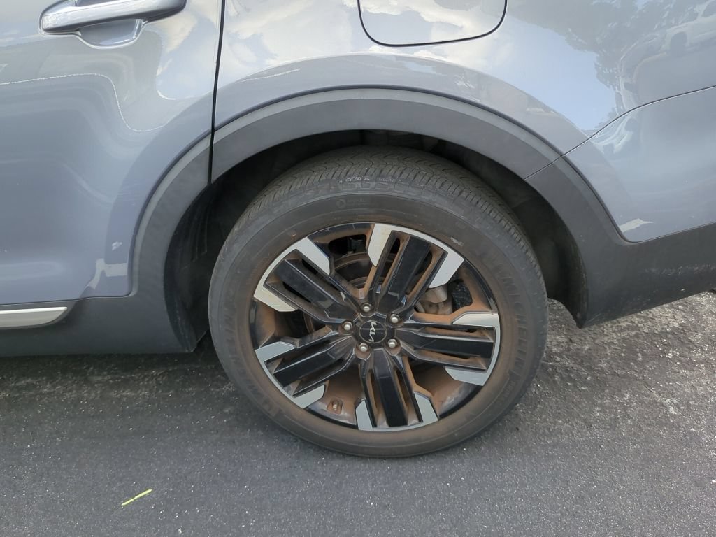 Certified 2023 Kia Telluride SX Prestige AWD/4WD image 17