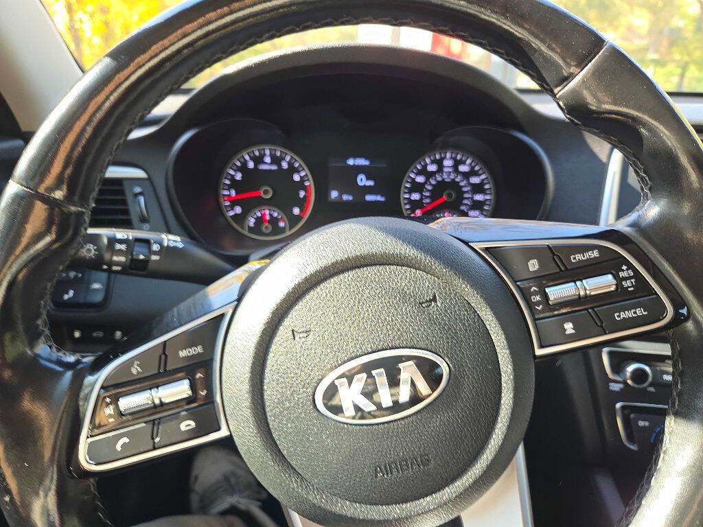 Used 2019 Kia Optima EX w/ EX Premium Package image 30