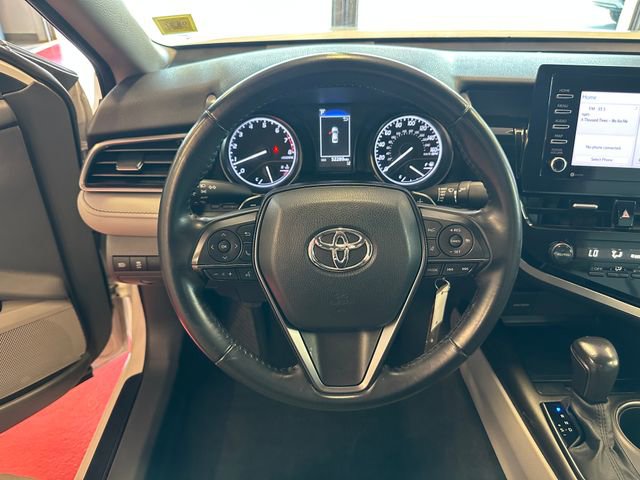 Used 2021 Toyota Camry SE FWD image 18