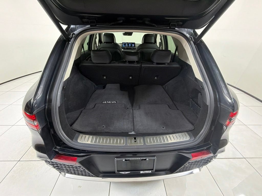 Used 2024 Genesis GV70 2.5T w/ Advanced Package AWD/4WD image 32