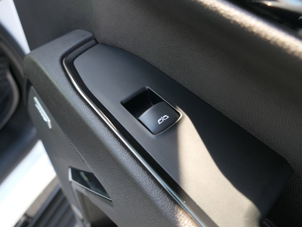 Used 2024 GMC Sierra 2500 AT4 w/ AT4 Preferred Package image 23