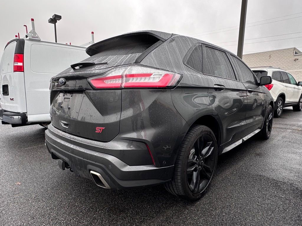 Used 2020 Ford Edge ST w/ Equipment Group 401A image 3