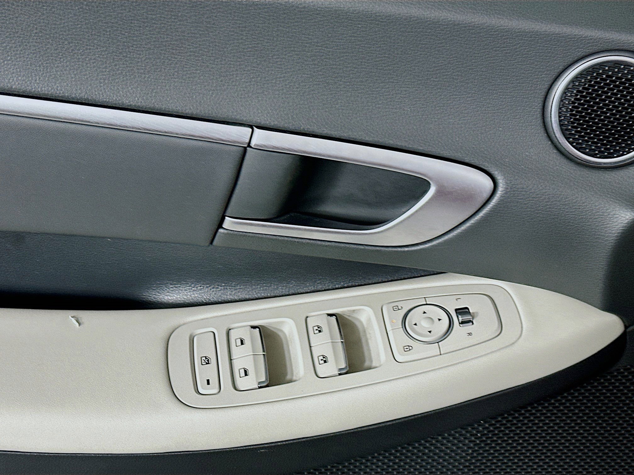 Used 2025 Hyundai Sonata SEL image 15