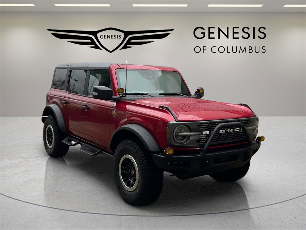 Used 2025 Ford Bronco Badlands image 8