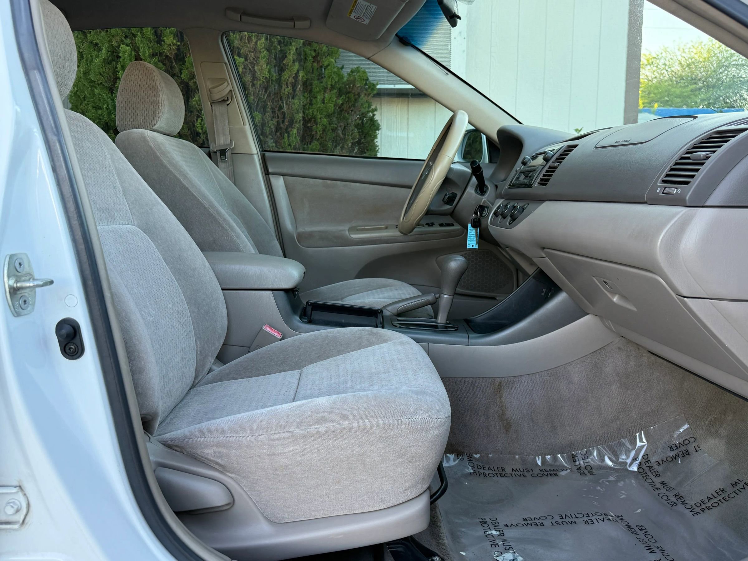 Used 2002 Toyota Camry LE FWD image 15