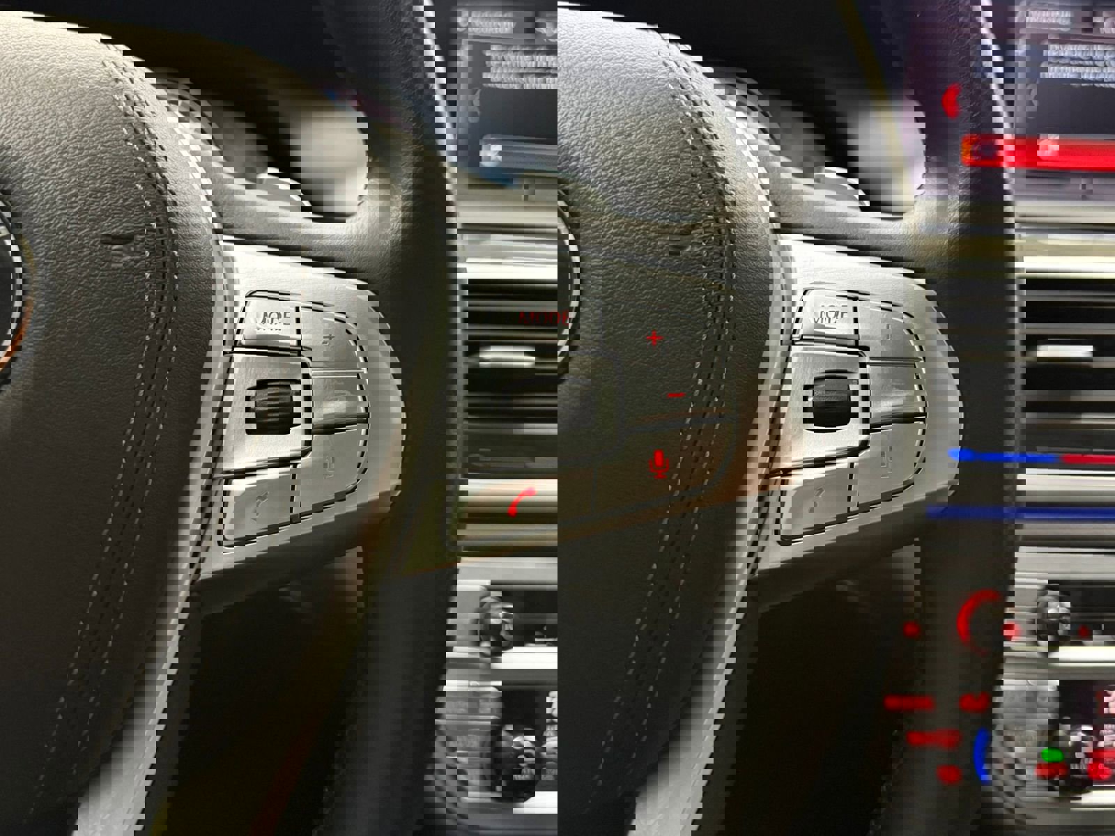 Used 2018 BMW 740e xDrive image 22