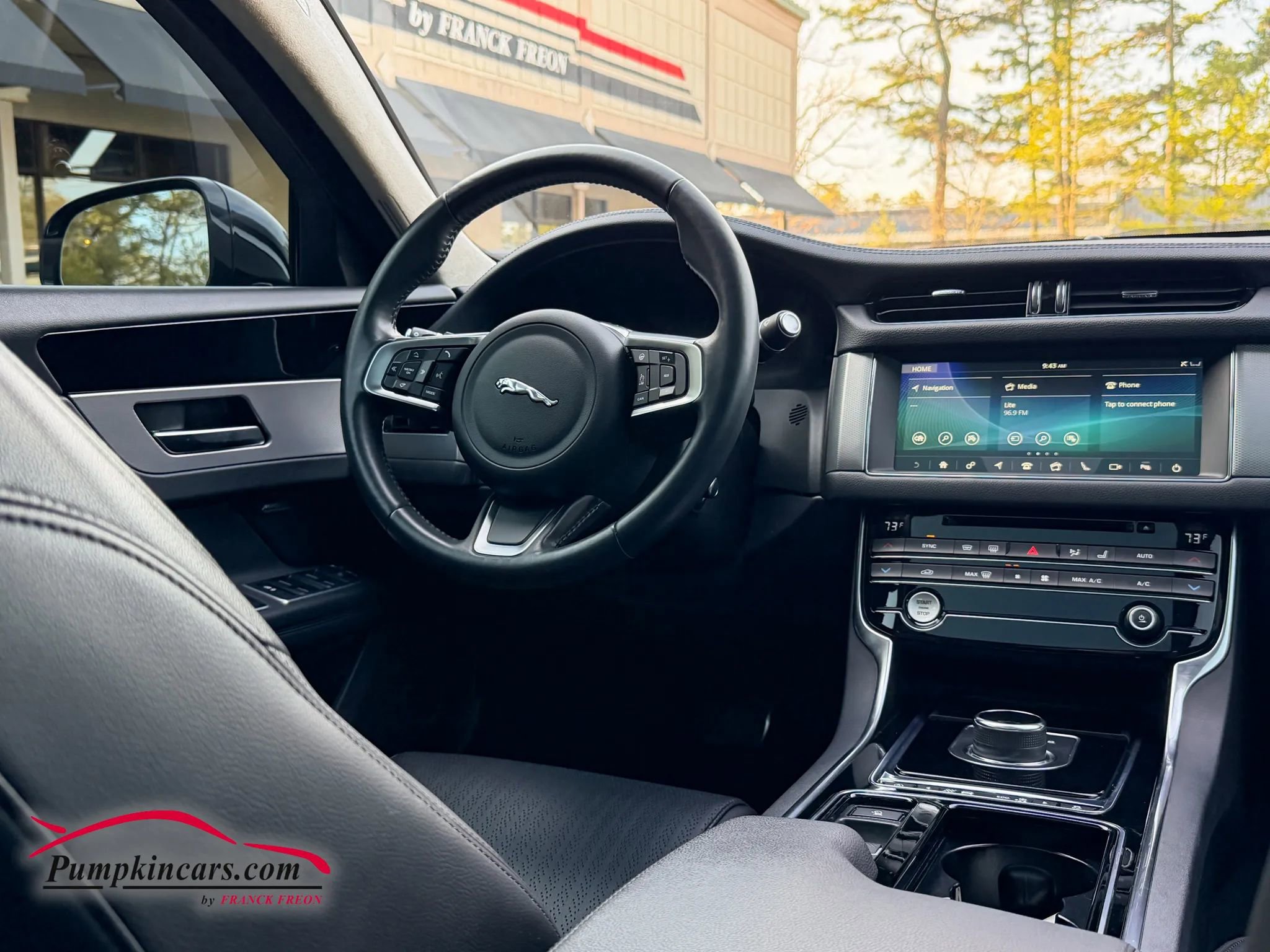 Used 2020 Jaguar XF Prestige image 10