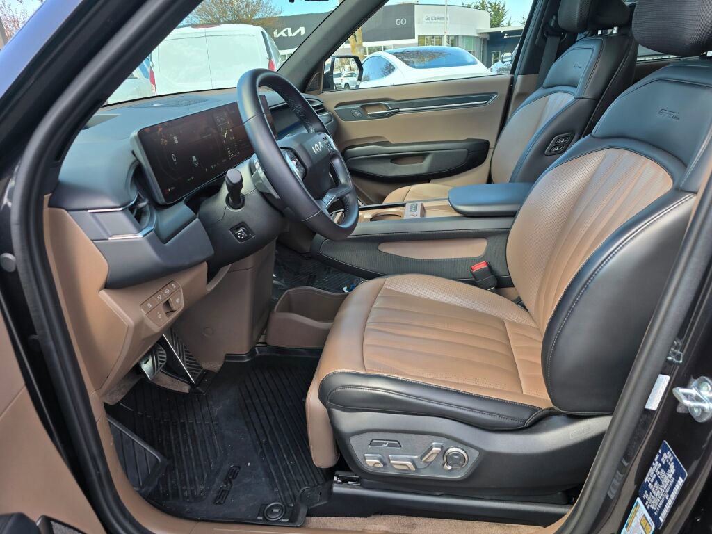 Used 2024 Kia EV9 GT-Line image 16