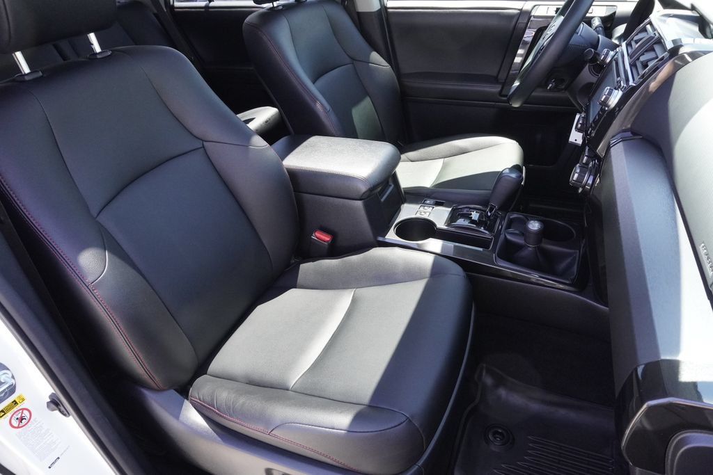 Used 2015 Toyota 4Runner Trail Premium AWD/4WD image 24