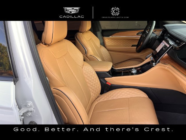 Used 2025 Jeep Grand Cherokee L Summit AWD/4WD image 23