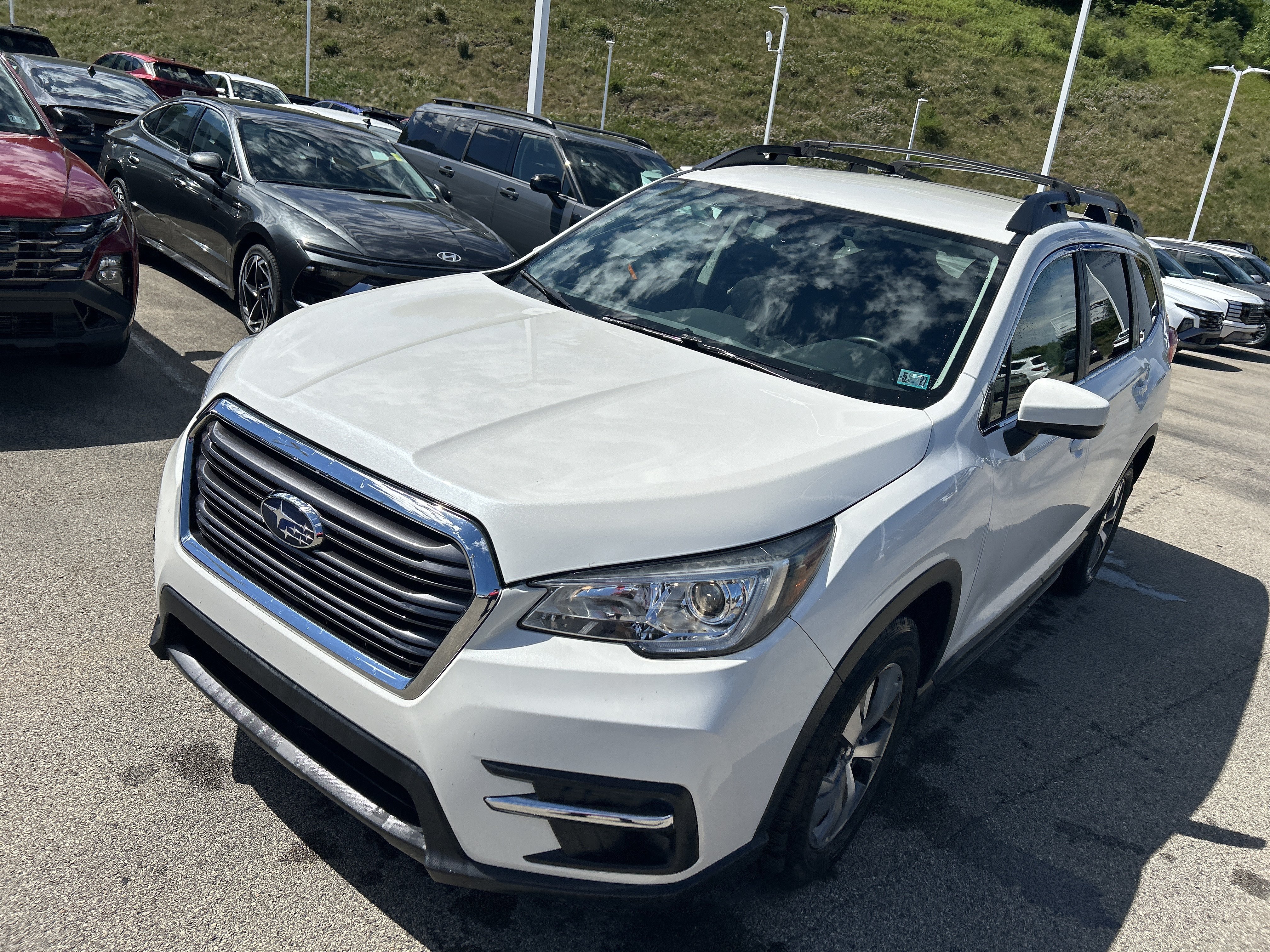 Used 2019 Subaru Ascent Premium w/ Popular Package #3 AWD/4WD image 8