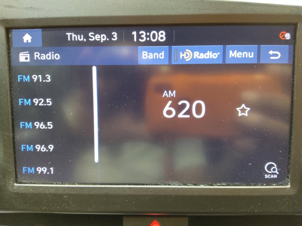 Used 2021 Hyundai Elantra SEL FWD image 25