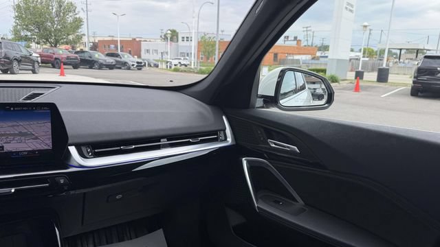 Used 2023 BMW X1 xDrive28i AWD/4WD image 30