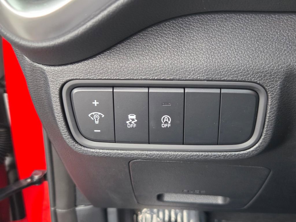 Used 2025 Kia Soul LX w/ LX Technology Package image 26